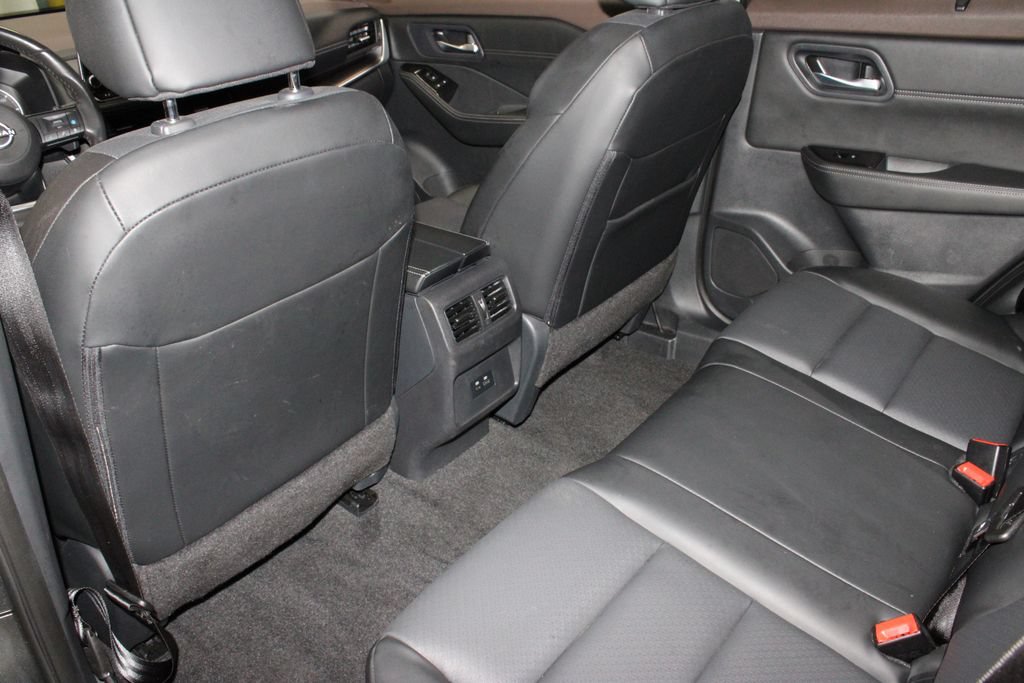 Used 2023 Nissan Rogue SV w/ SV Premium B Package AWD/4WD image 20