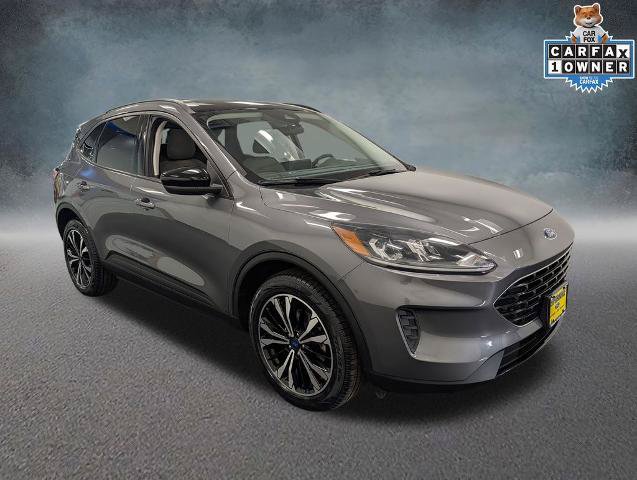Certified 2022 Ford Escape SE w/ SE Sport Appearance Package AWD/4WD image 3