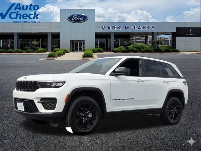 Used 2025 Jeep Grand Cherokee Altitude