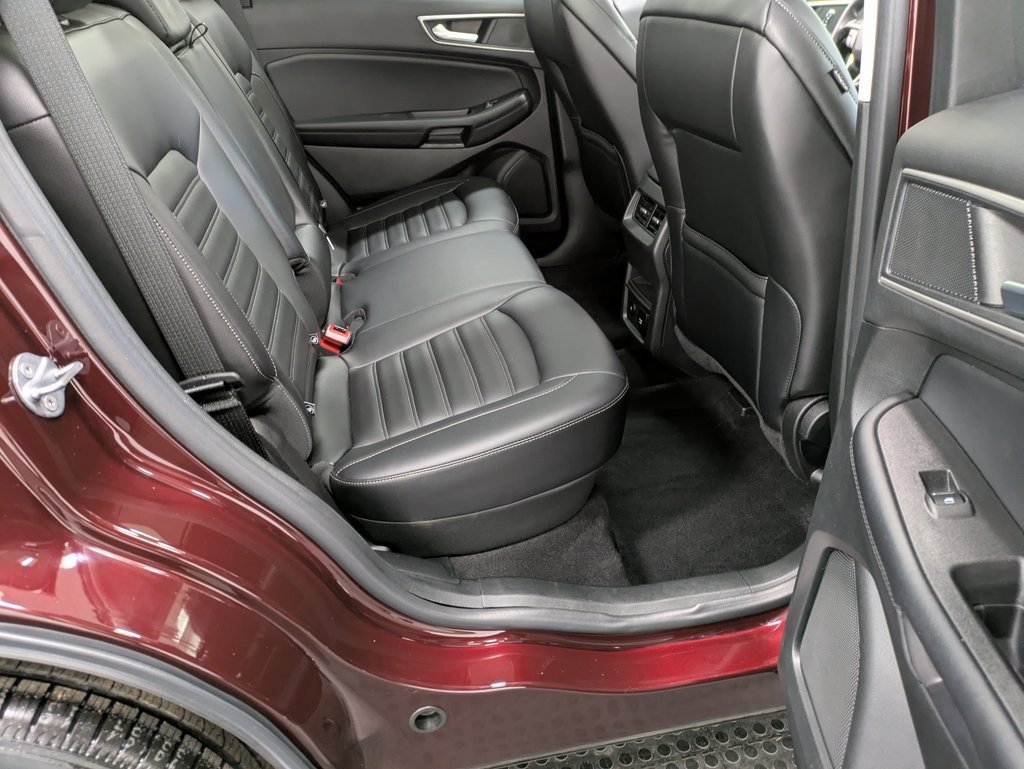 Certified 2022 Ford Edge SEL w/ Convenience Package image 26