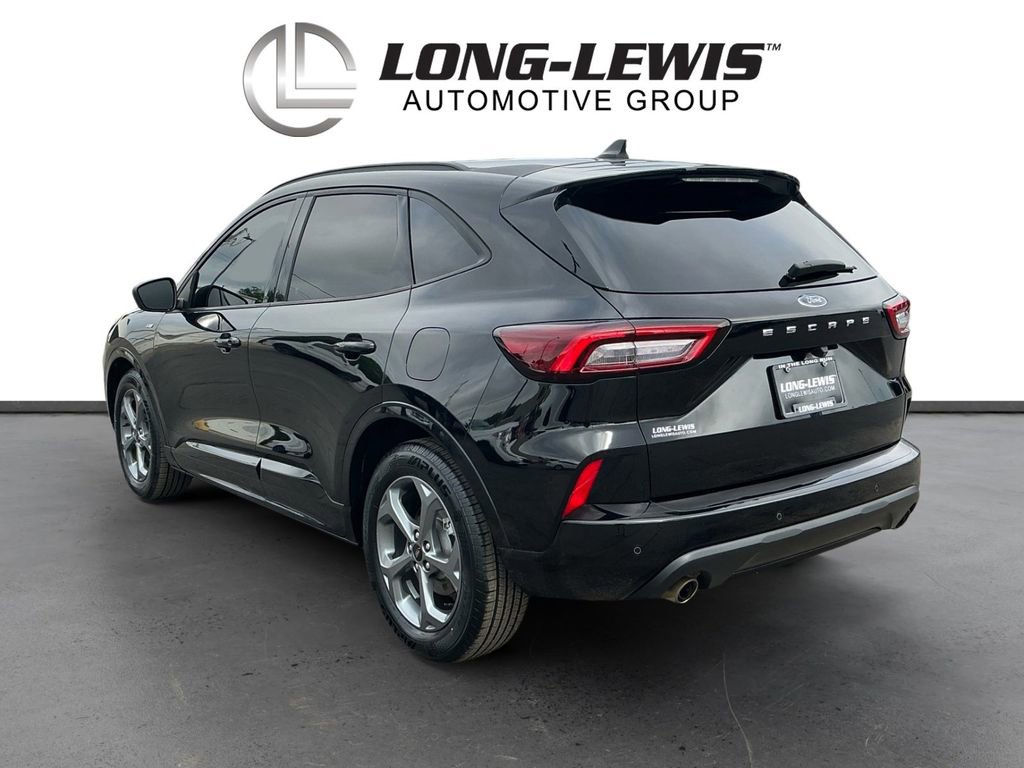 Certified 2023 Ford Escape ST-Line w/ Tech Pack #1 FWD image 4