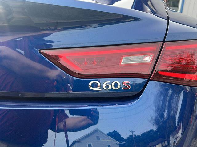 Used 2019 INFINITI Q60 Red Sport 400 w/ Proassist Package AWD/4WD image 22