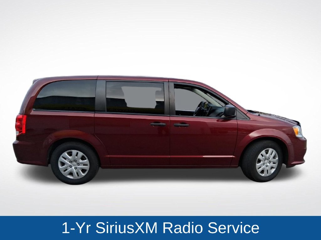 Used 2019 Dodge Grand Caravan SE w/ UConnect Hands-Free Group FWD image 8