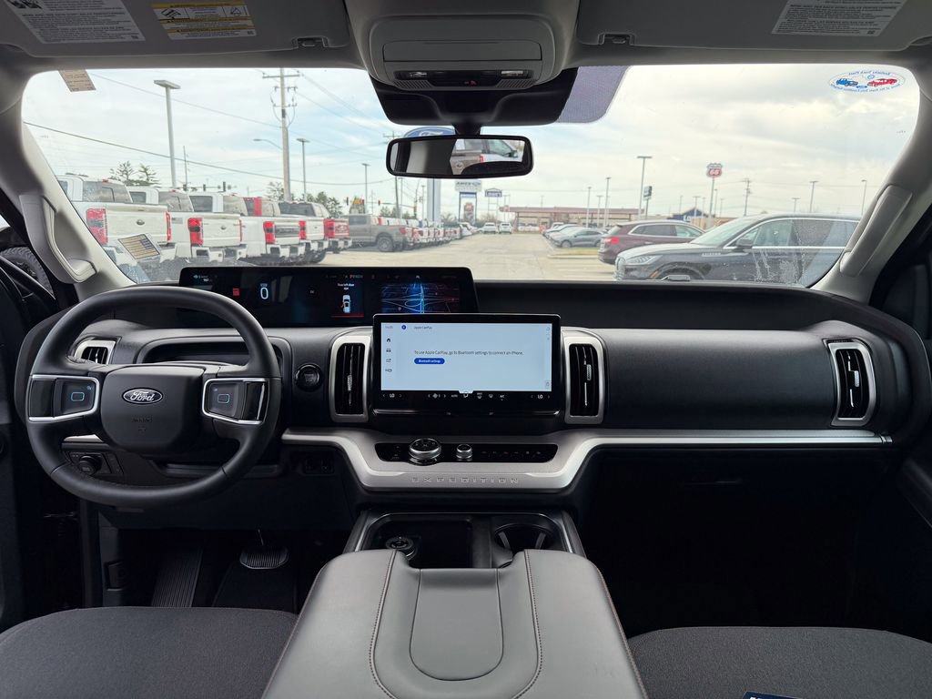 Certified 2025 Ford Expedition Active image 31