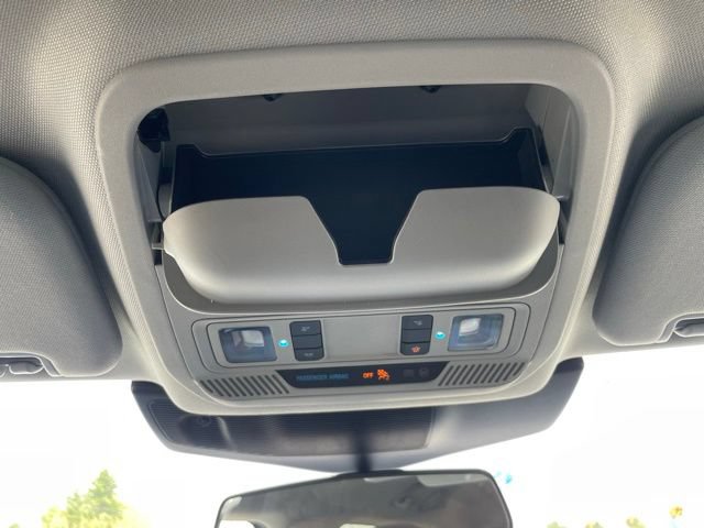 Certified 2020 Ford Explorer XLT w/ Equipment Group 202A AWD/4WD image 22