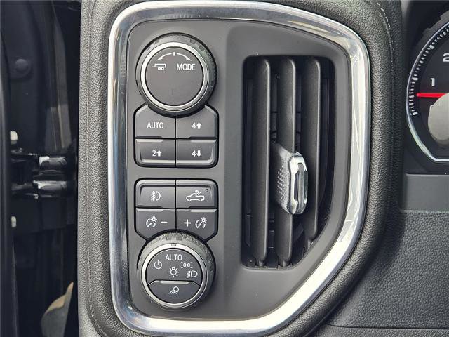 Used 2022 Chevrolet Silverado 1500 LT Trail Boss w/ Convenience Package II AWD/4WD image 20