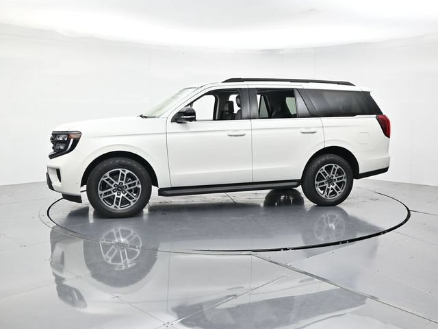 Certified 2025 Ford Expedition Active AWD/4WD image 6
