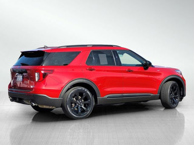 Certified 2023 Ford Explorer ST-Line w/ Class IV Trailer Tow Package image 3