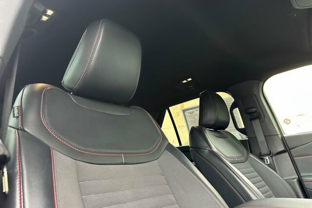 Certified 2025 Ford Explorer ST-Line w/ ST-Line Street Pack image 15