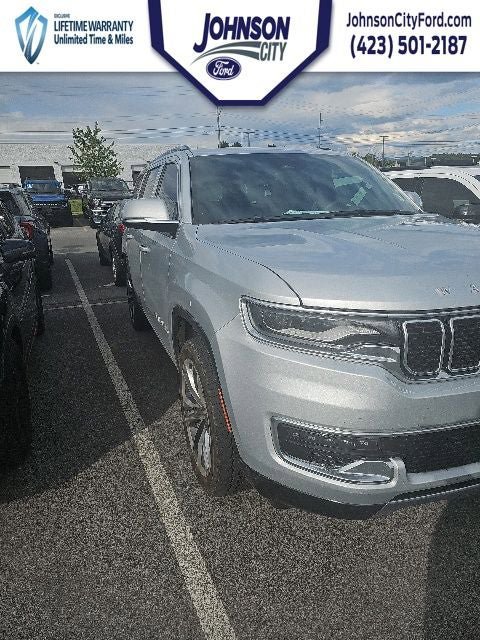 Used 2022 Jeep Wagoneer Series III w/ Premium Group I AWD/4WD image 1