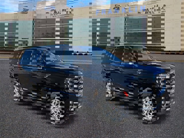 Used 2021 GMC Yukon SLT w/ SLT Premium Package image 7