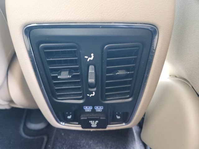 Used 2018 Jeep Grand Cherokee Limited RWD image 19