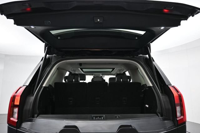 Certified 2025 Ford Expedition Active AWD/4WD image 34