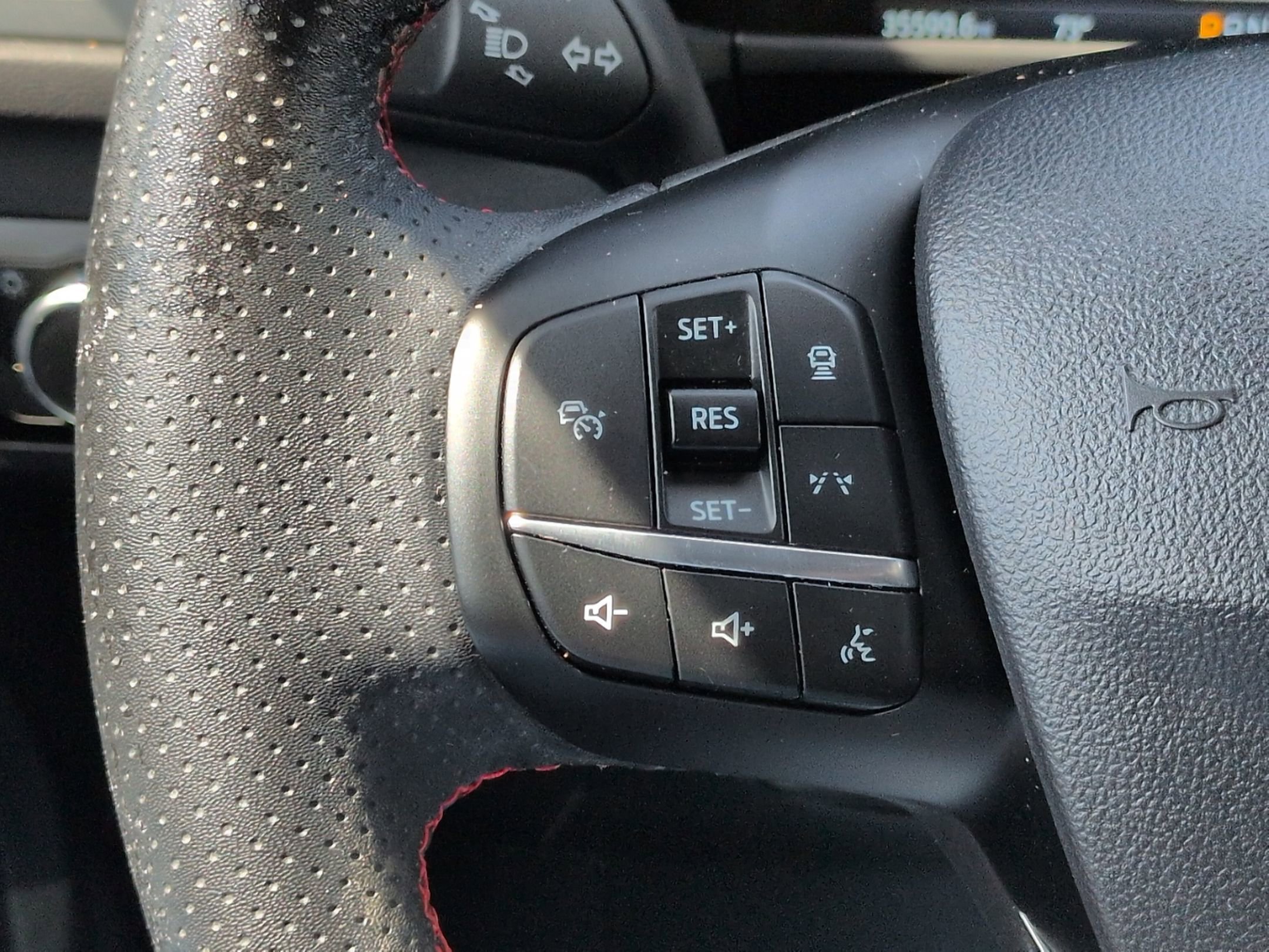 Certified 2023 Ford Escape ST-Line w/ Tech Pack #1 FWD image 18