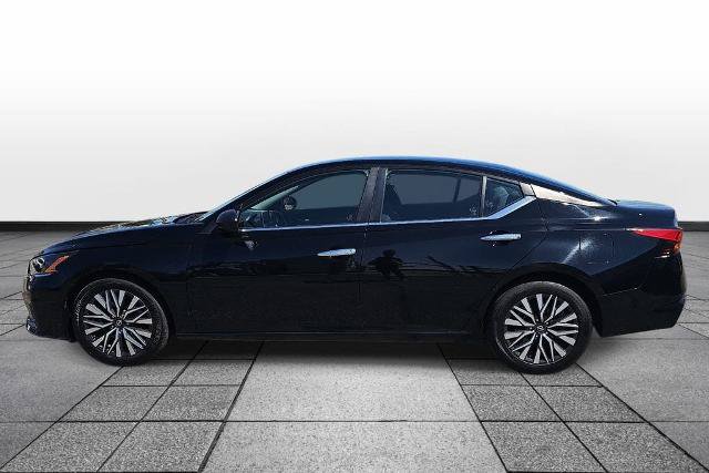 Used 2024 Nissan Altima 2.5 SV FWD image 8