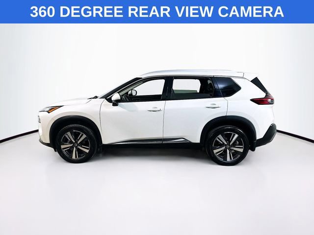 Used 2021 Nissan Rogue SL image 2