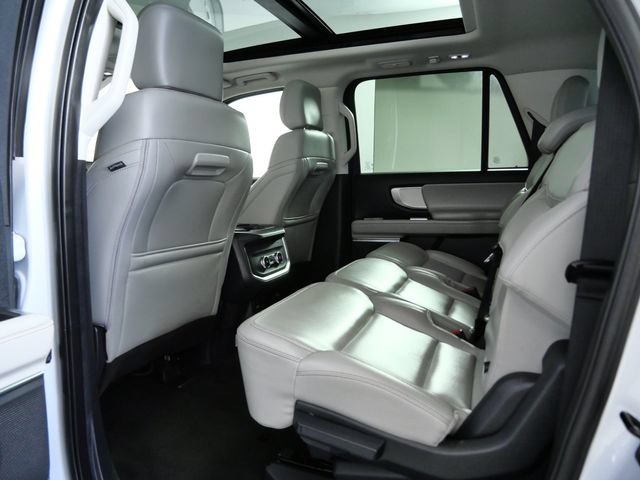 Certified 2025 Ford Expedition Max Active AWD/4WD image 13