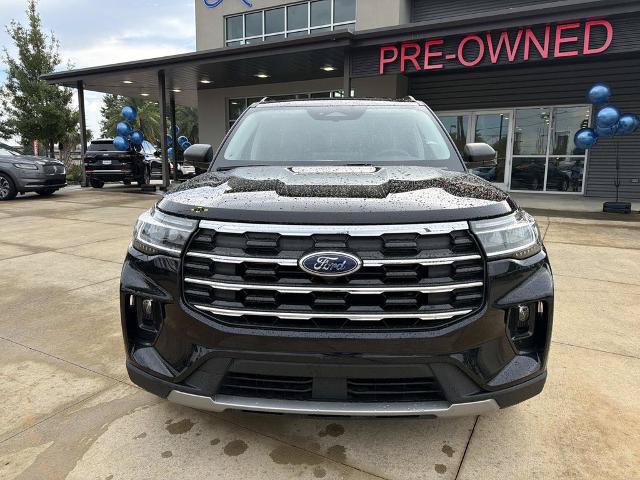 Certified 2025 Ford Explorer Active w/ Active Comfort Package RWD image 3