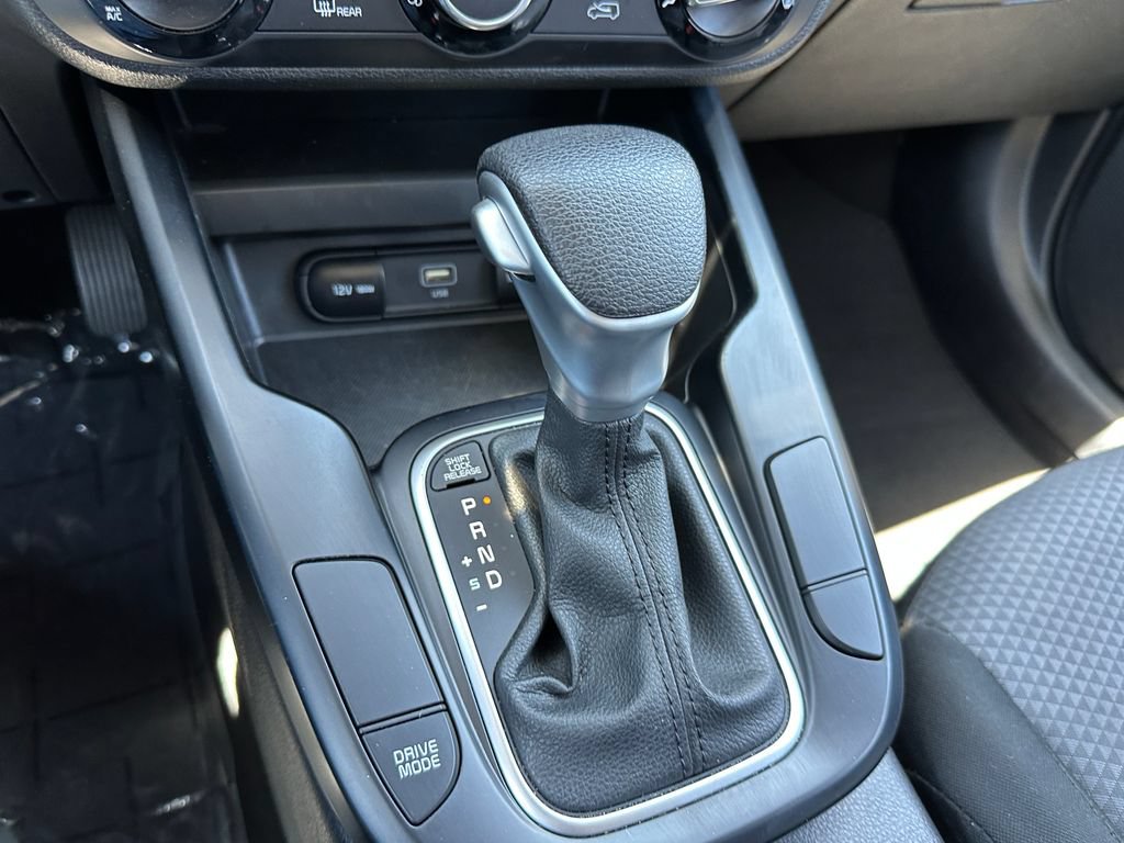 Used 2024 Kia Soul LX w/ Option Group 015 FWD image 30