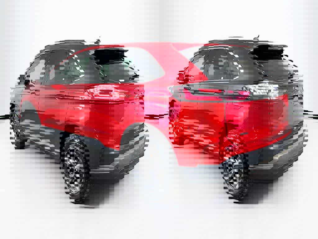 Certified 2022 Ford Edge SEL w/ Sport Appearance Package image 3