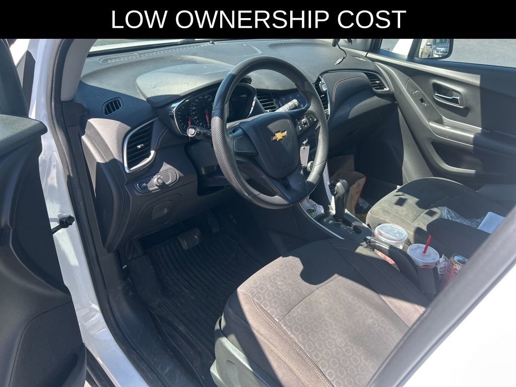 Used 2020 Chevrolet Trax LS image 11