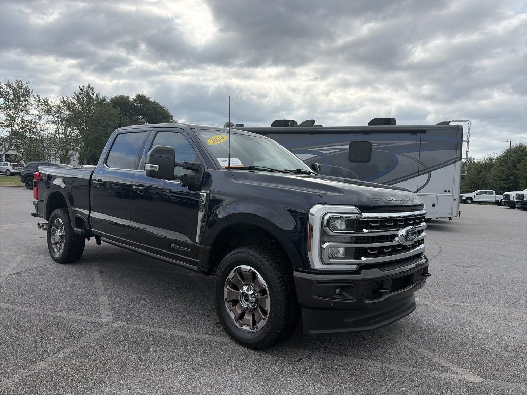 Certified 2024 Ford F250 King Ranch w/ FX4 Off-Road Package AWD/4WD image 9