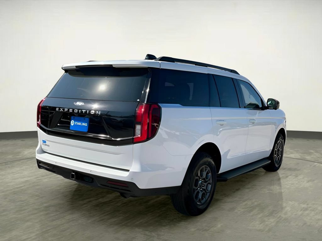 Certified 2025 Ford Expedition Active AWD/4WD image 8
