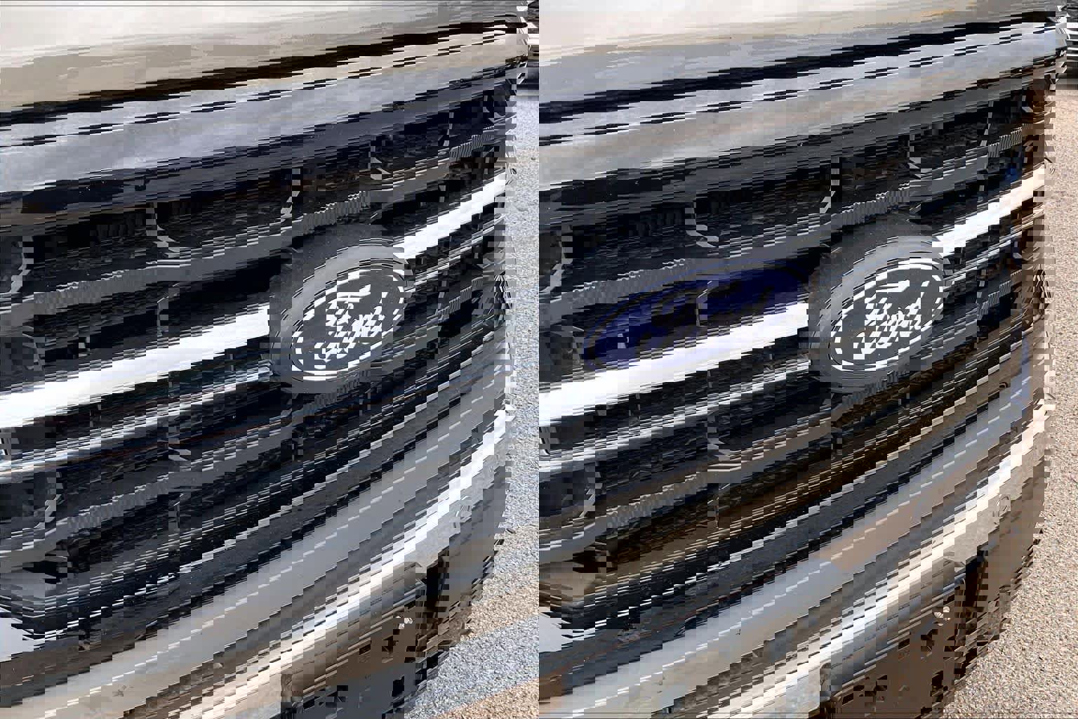 Certified 2025 Ford F150 XLT w/ Equipment Group 303A High image 28