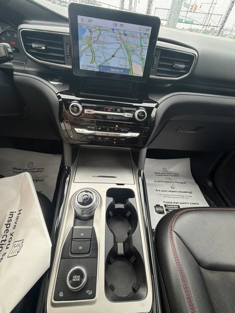 Certified 2022 Ford Explorer ST-Line AWD/4WD image 13