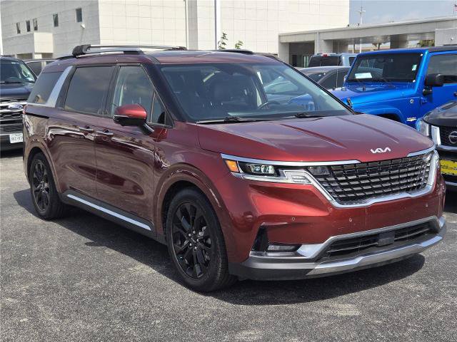 Used 2022 Kia Carnival SX Prestige FWD image 3