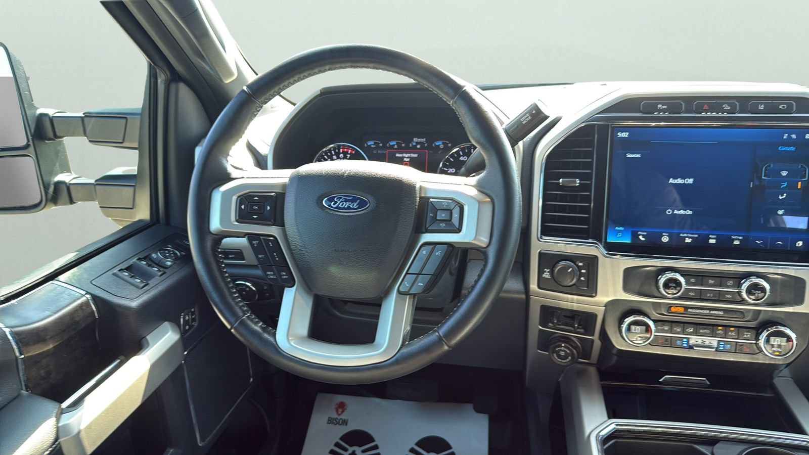 Certified 2022 Ford F250 Lariat w/ Tremor Off-Road Package AWD/4WD image 13