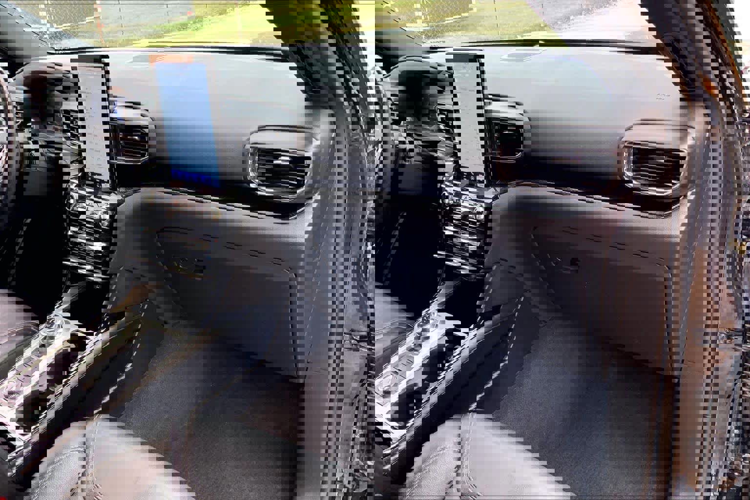 Certified 2021 Ford Explorer ST w/ Equipment Group 401A image 27