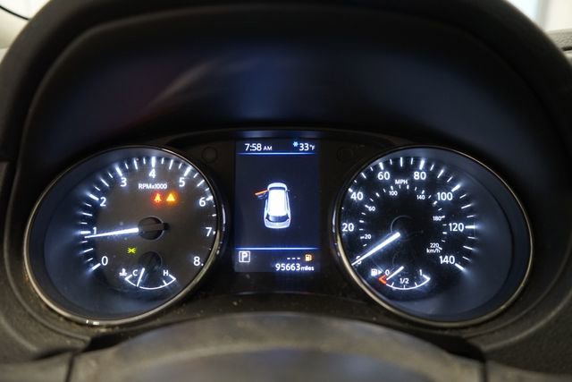 Used 2018 Nissan Rogue S image 21