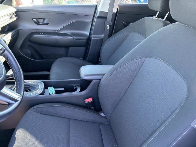 Used 2024 Hyundai Kona SEL image 27