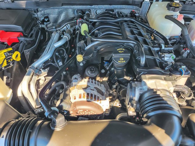 Used 2025 Jeep Gladiator Sport AWD/4WD image 30