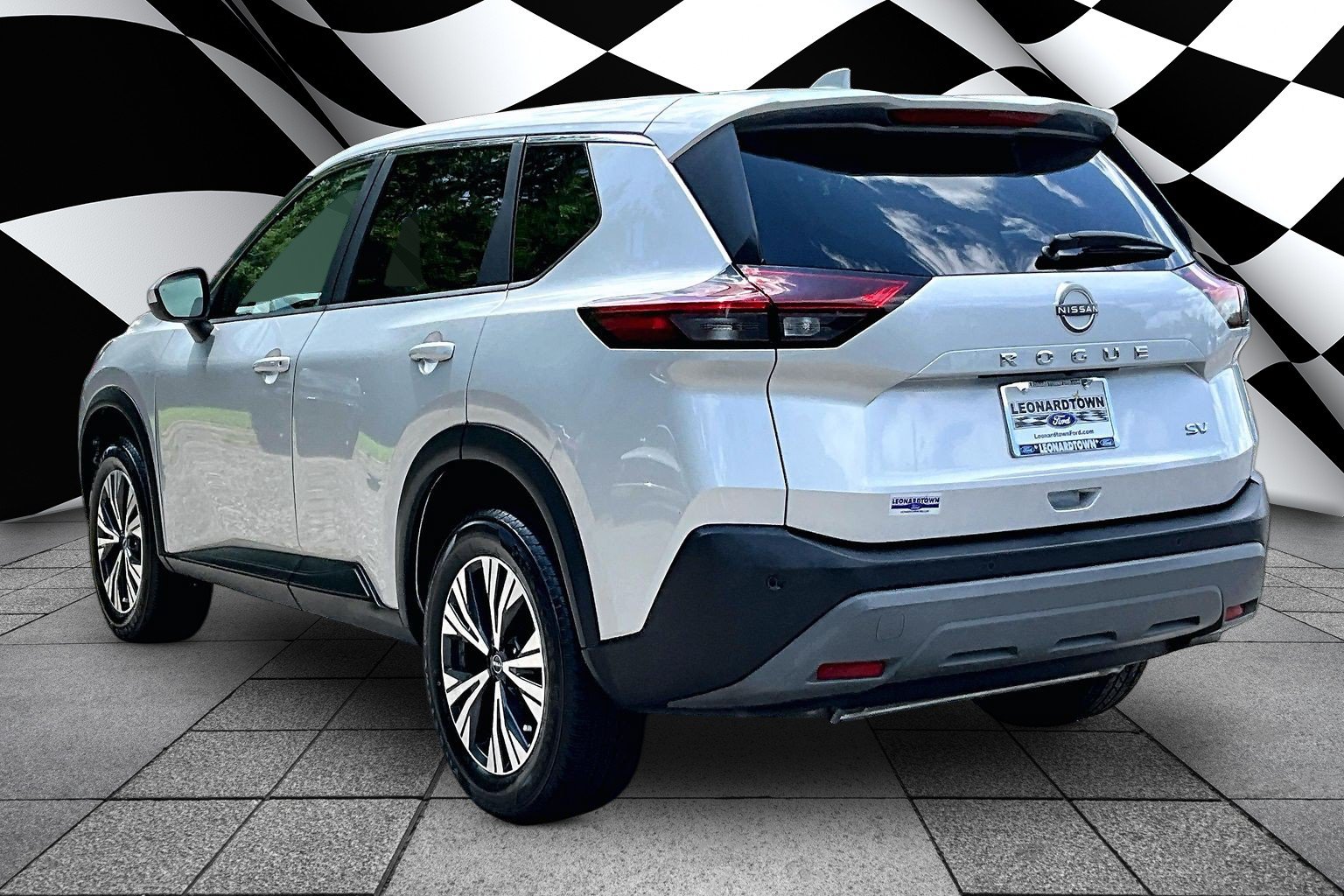 Used 2023 Nissan Rogue SV FWD image 12