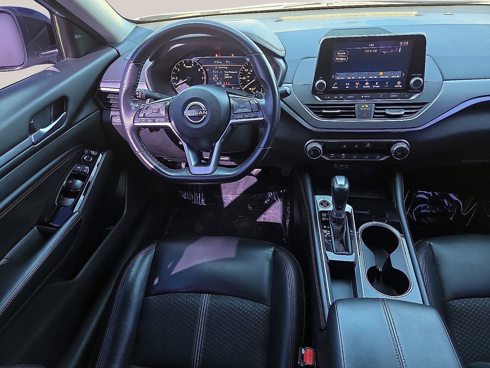 Used 2023 Nissan Altima 2.5 SR FWD image 12