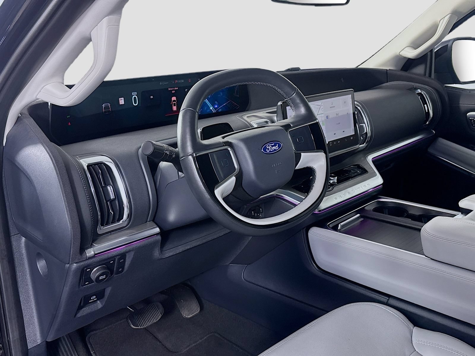 Certified 2025 Ford Expedition Platinum AWD/4WD image 9