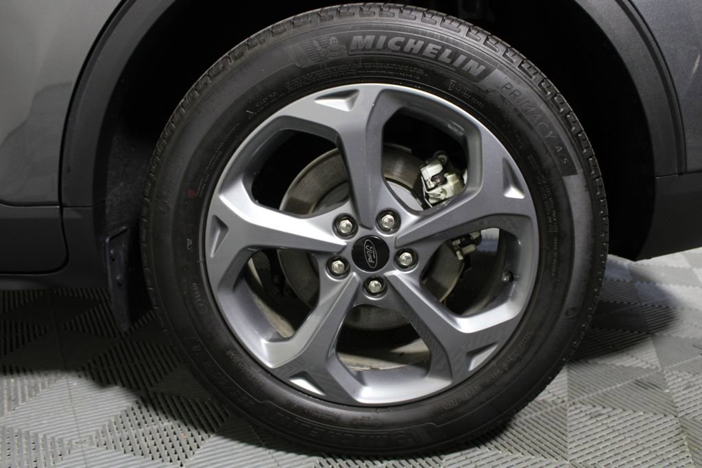 Certified 2025 Ford Escape ST-Line image 22