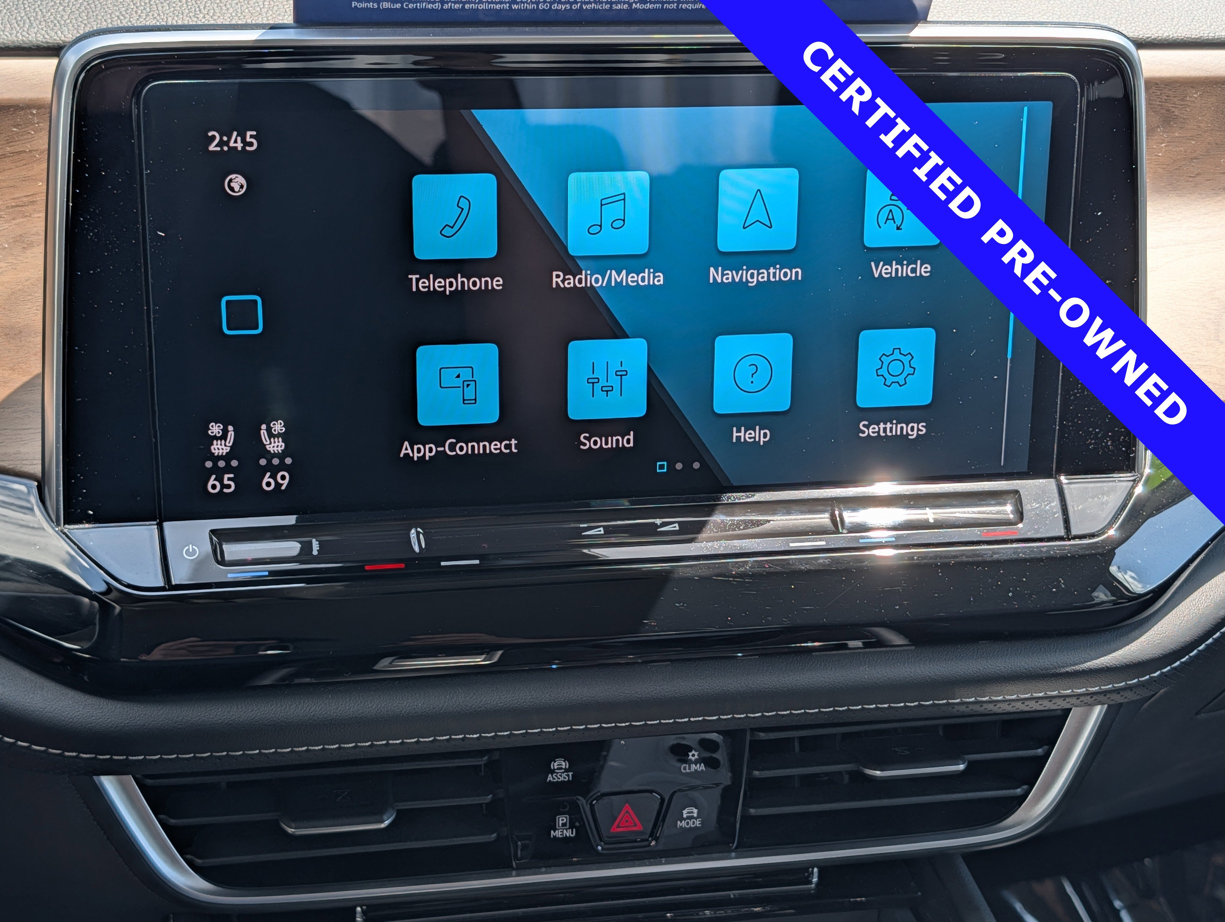 Used 2024 Volkswagen Atlas SE FWD image 31