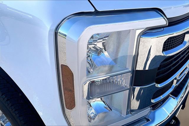 Certified 2024 Ford F250 XLT w/ FX4 Off-Road Package AWD/4WD image 24