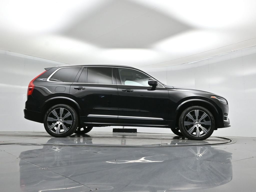 Used 2023 Volvo XC90 B6 Ultimate w/ Protection Package Premier image 10