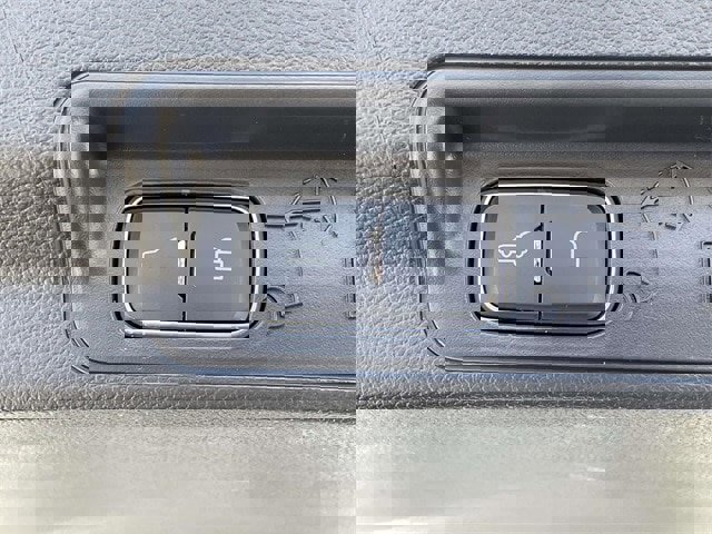 Certified 2025 Ford Explorer Active image 12