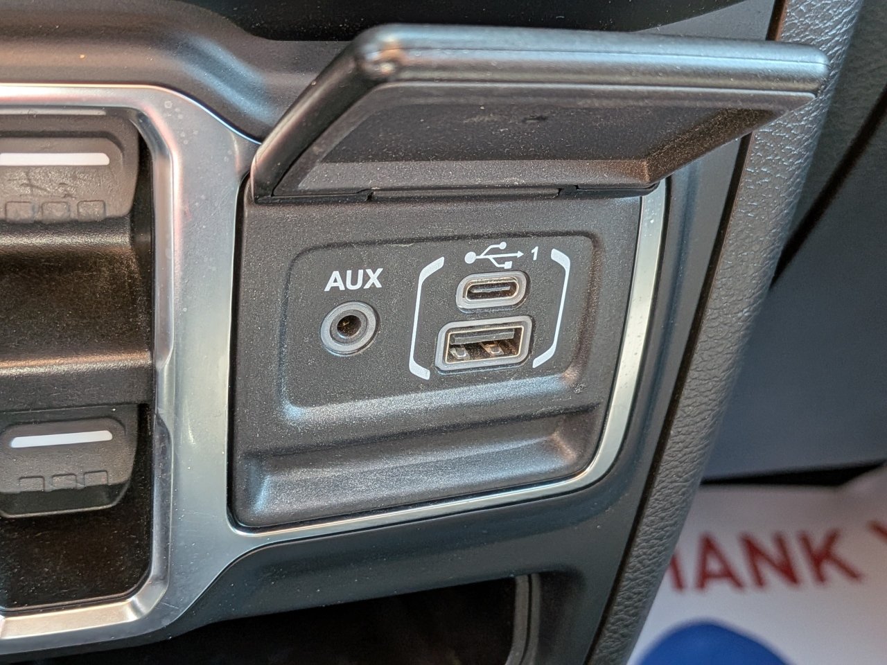 Used 2023 Jeep Gladiator Rubicon w/ Cold Weather Group AWD/4WD image 26