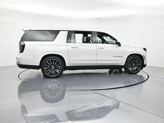 Used 2025 Chevrolet Suburban High Country AWD/4WD video 2
