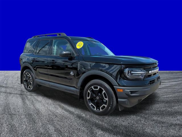 Certified 2023 Ford Bronco Sport Outer Banks w/ Tech Package image 2