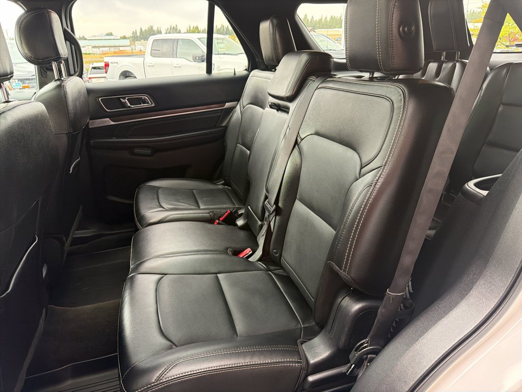 Certified 2017 Ford Explorer Limited AWD/4WD image 35