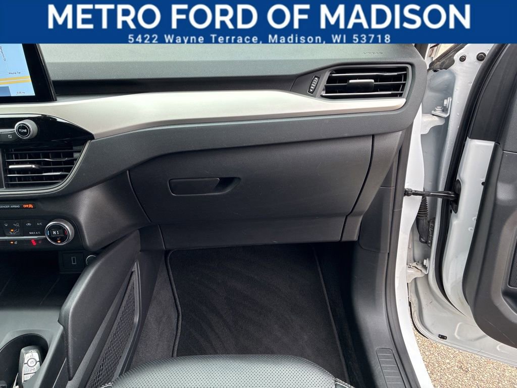 Certified 2020 Ford Escape SEL image 45