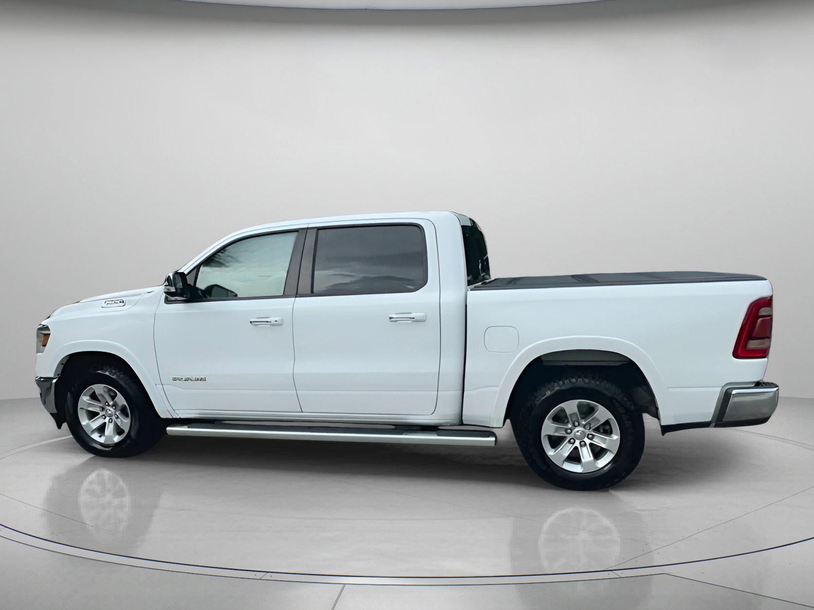 Used 2022 RAM 1500 Laramie image 11