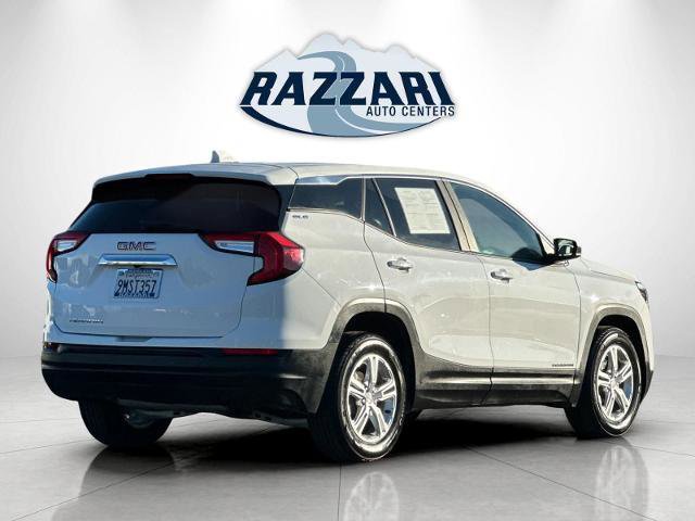 Used 2024 GMC Terrain SLE image 5